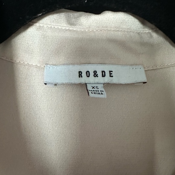 Ro & De Light Pink Oversized Satin Effect Button Up Top - Size XS. - Picture 3 of 7